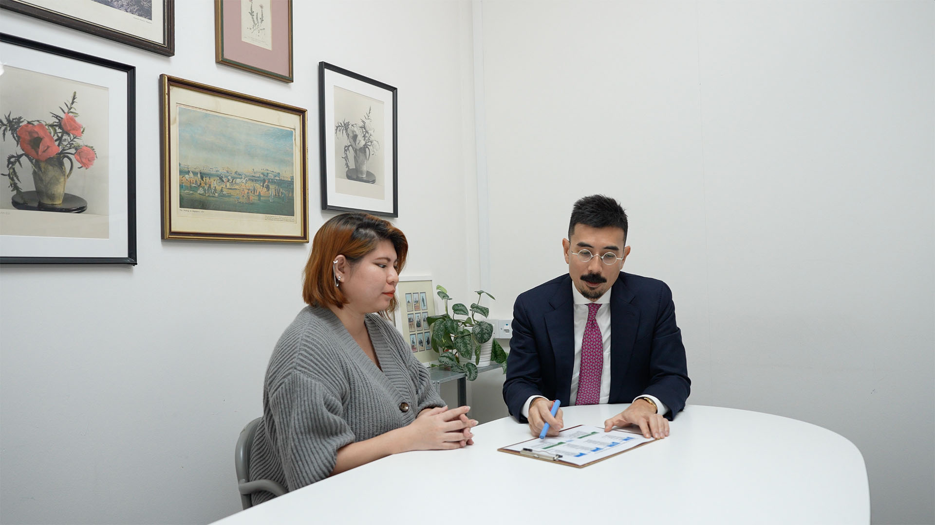 Divorce consultation at Tembusu Law
